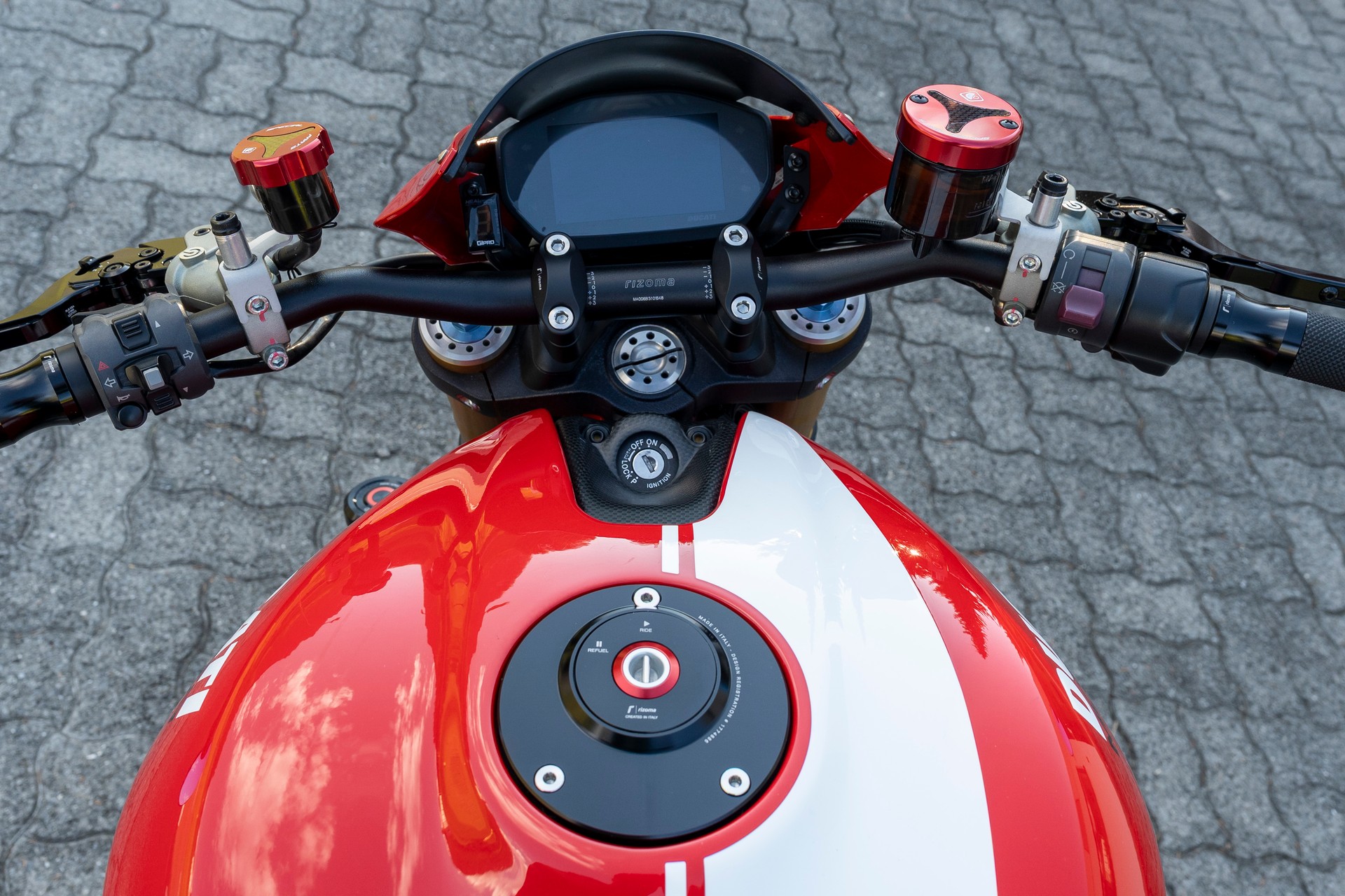 DUCATI Monster 1200 S ABS Stripe-image-7