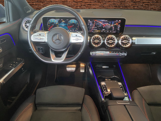 MERCEDES-BENZ GLB 250 AMG Line 4 MATIC-image-10