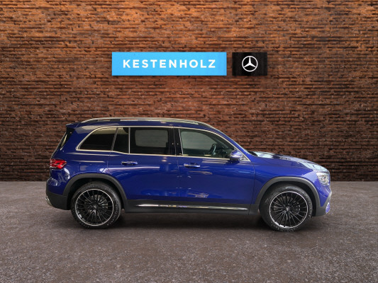 MERCEDES-BENZ GLB 250 AMG Line 4 MATIC-image-2