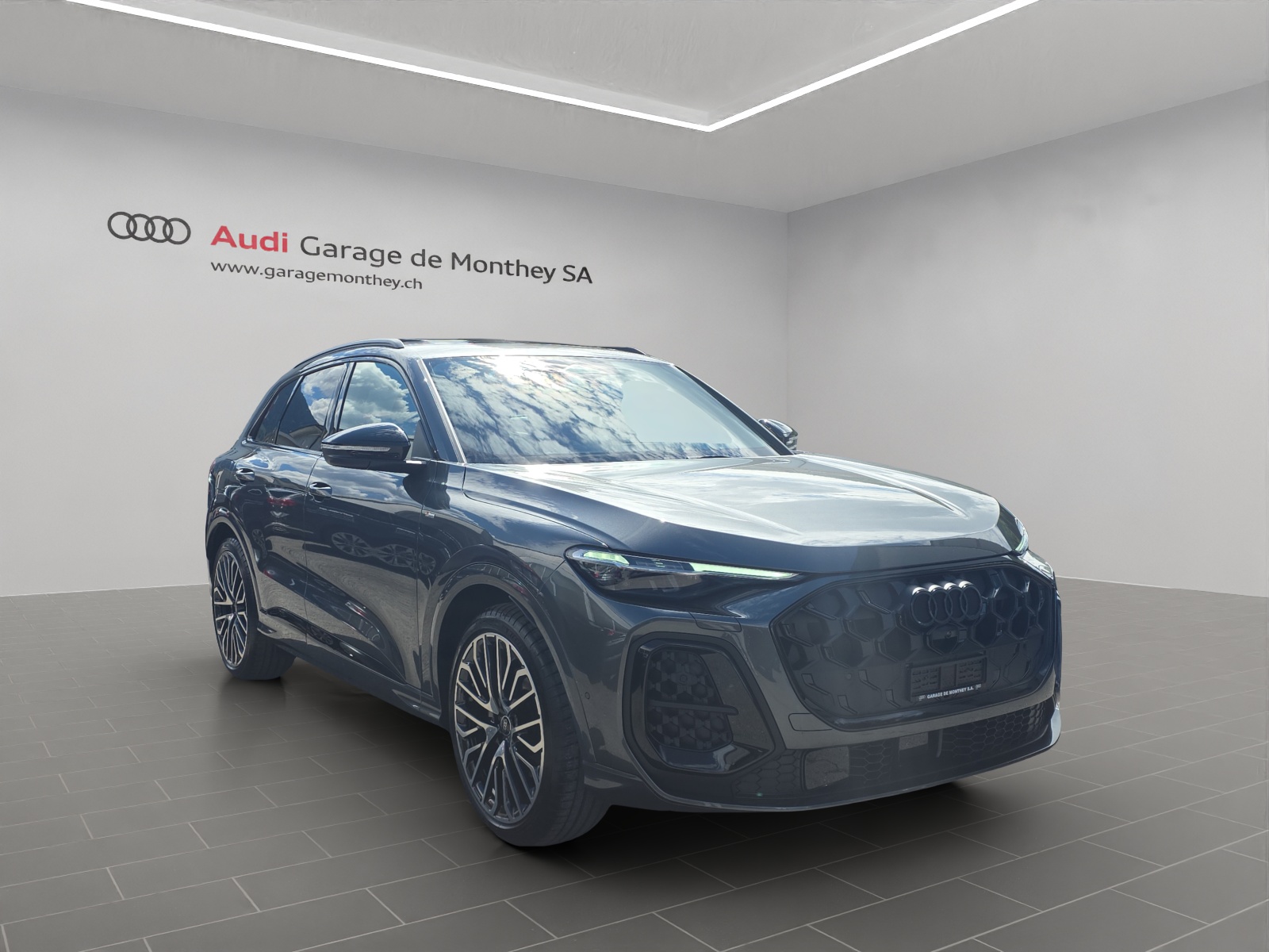 AUDI Q5 TFSI quatto 200 kW S-tronic-image-2