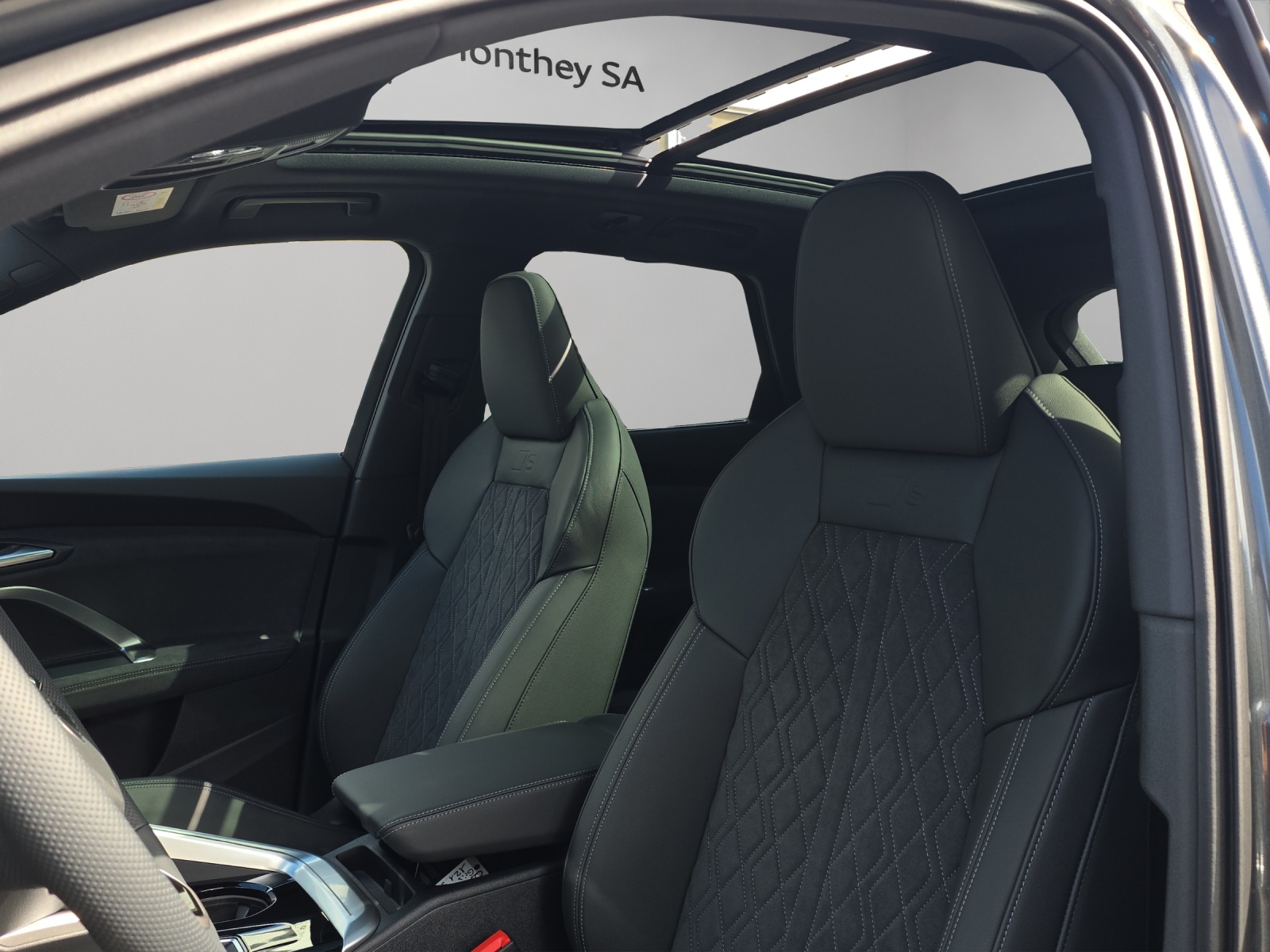 AUDI Q5 TFSI quatto 200 kW S-tronic-image-7