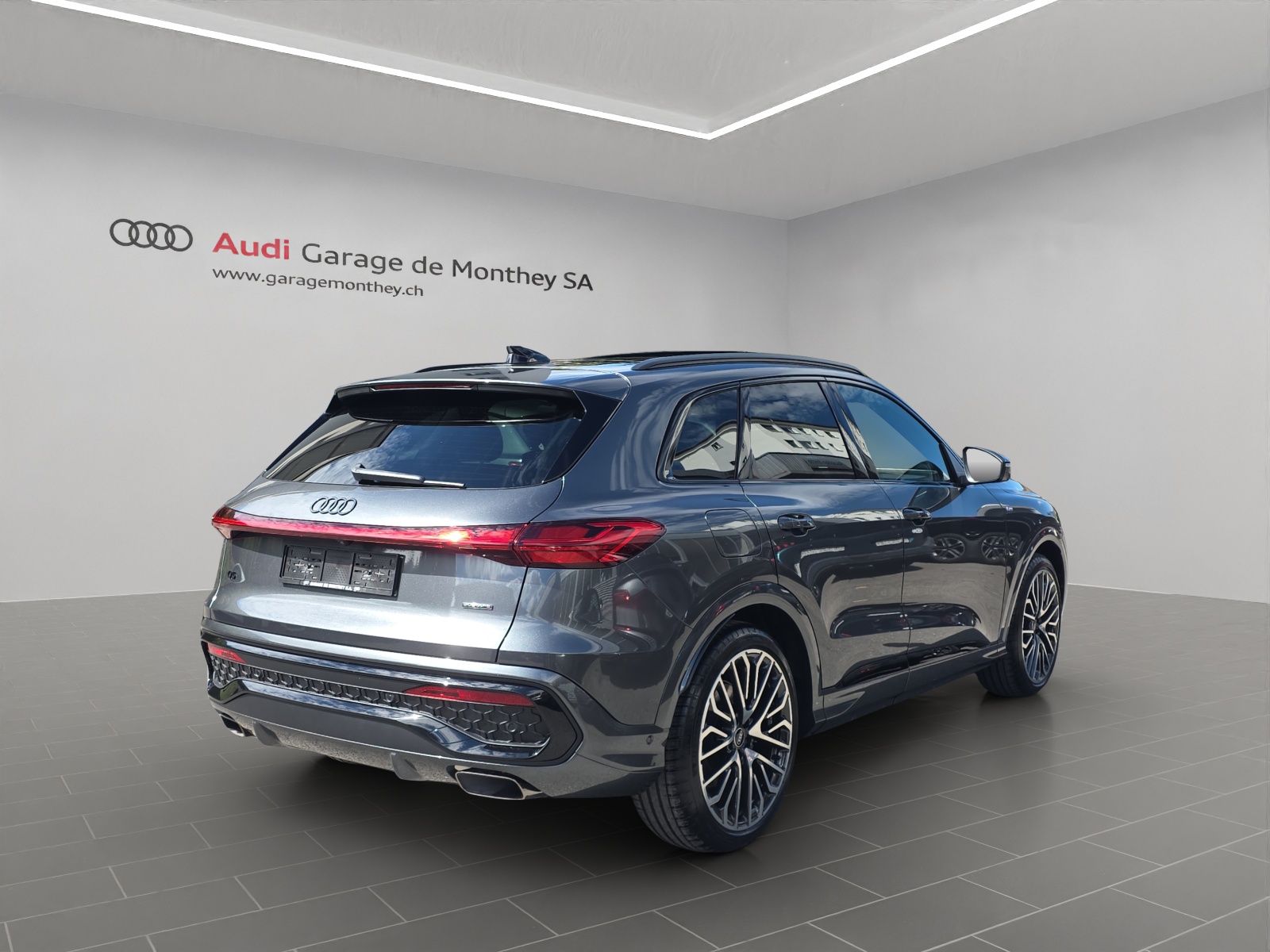 AUDI Q5 TFSI quatto 200 kW S-tronic-image-3
