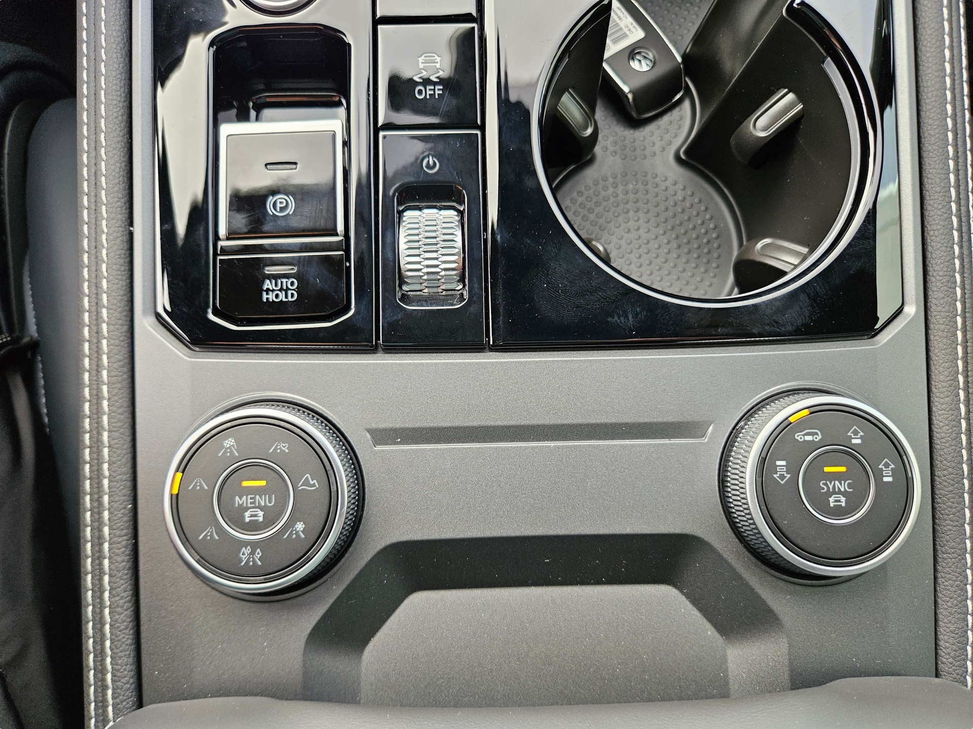 VW Touareg 3.0 TDI R-Line Final Edition Tiptronic *5 J. Garantie, Allradlenkung, Luftfahrwerk*-image-15