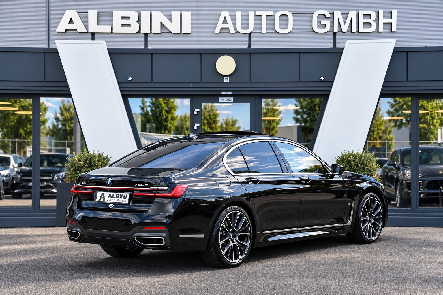 BMW 750d M-Sport xDrive SAG-showroom-element-2