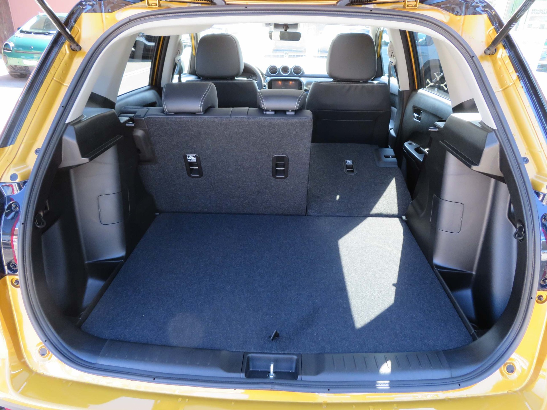 SUZUKI Vitara 1.4 T Piz Sulai Top Hybrid 4x4-image-10