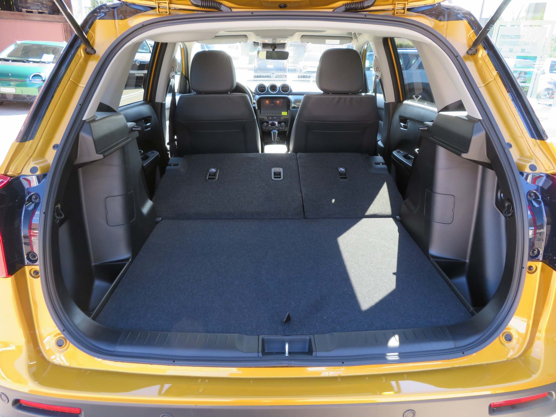 SUZUKI Vitara 1.4 T Piz Sulai Top Hybrid 4x4-image-11