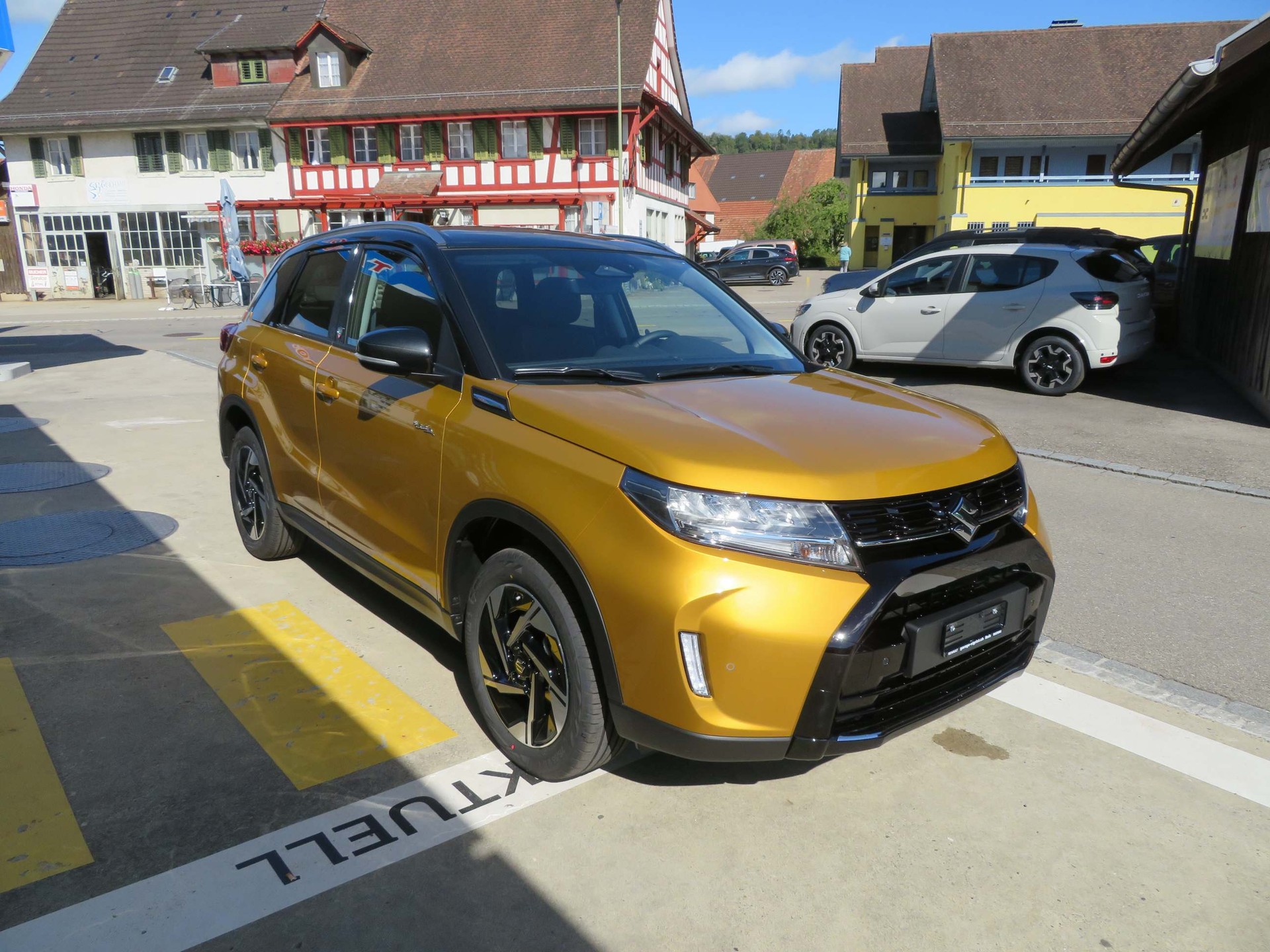 SUZUKI Vitara 1.4 T Piz Sulai Top Hybrid 4x4-image-3