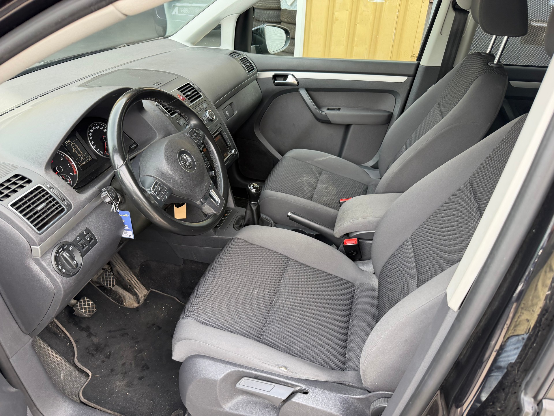 VW Touran 1.4 TSI Trendline-image-6