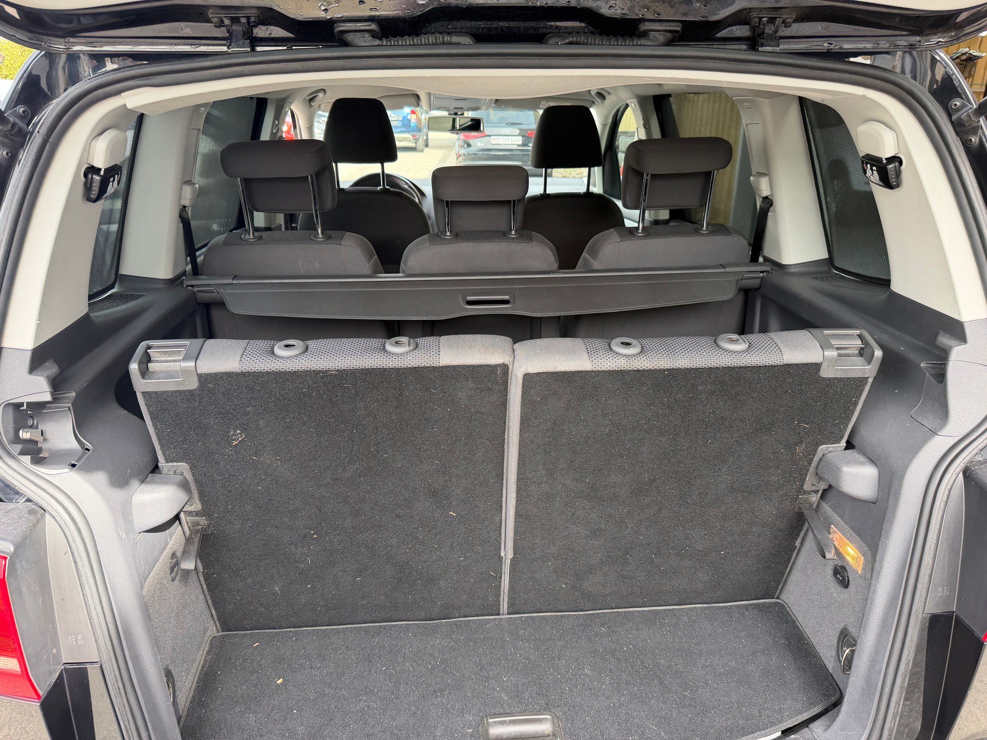 VW Touran 1.4 TSI Trendline-image-7