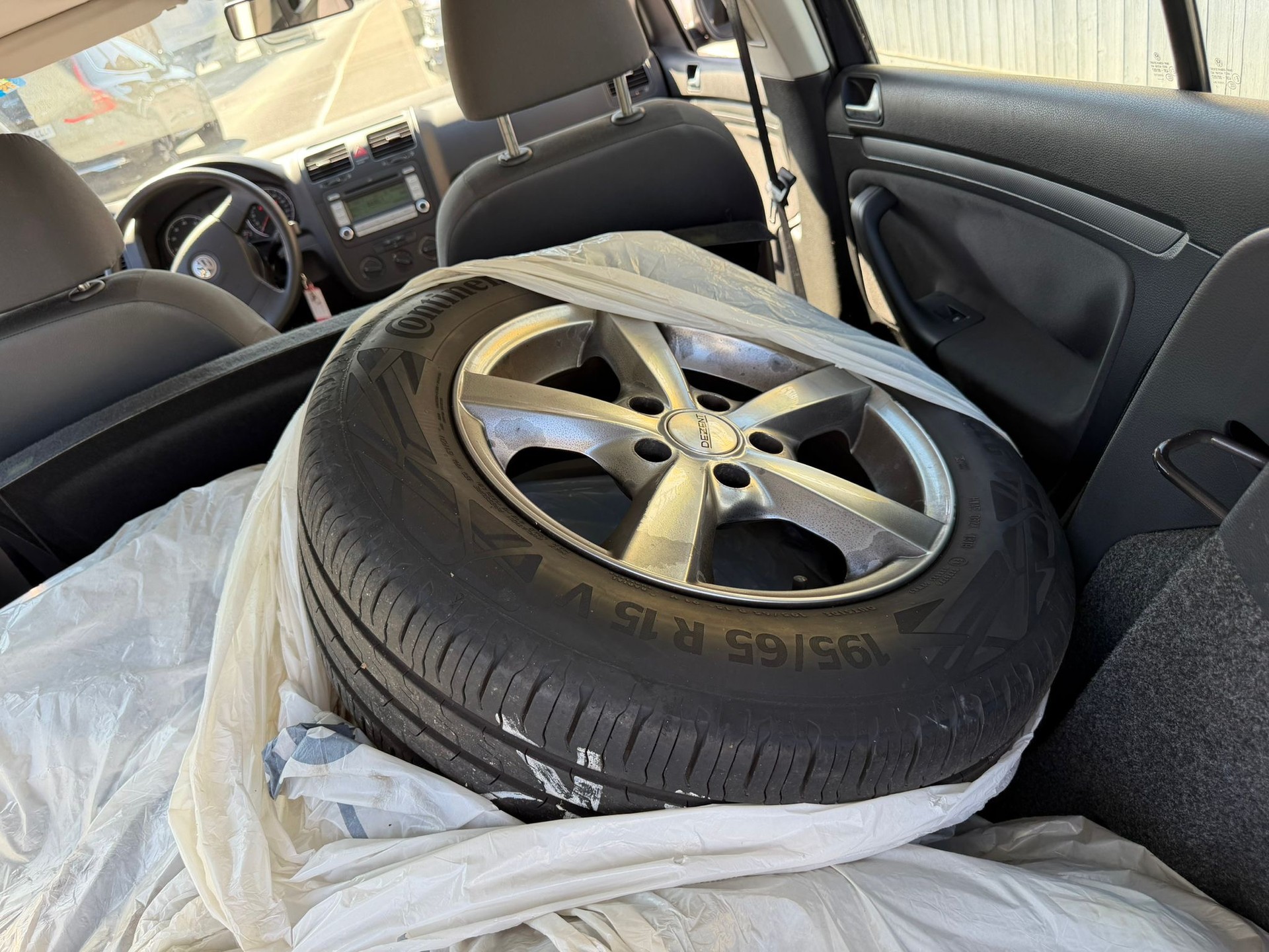 VW Golf 1.4 TSI Comfortline-image-11