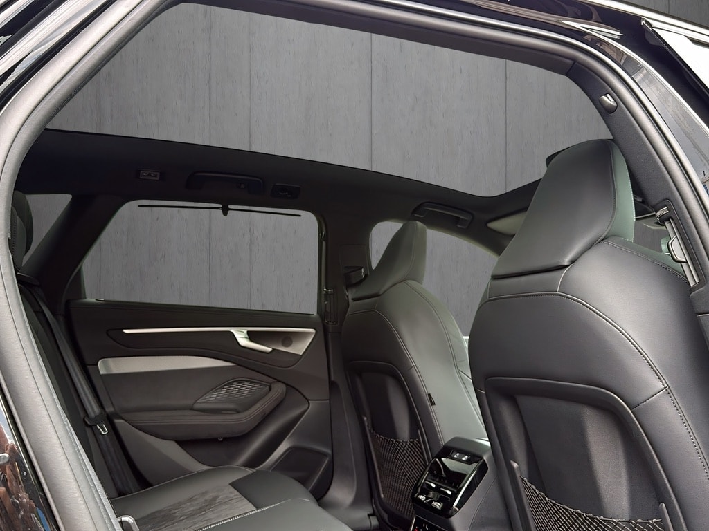 AUDI A6 Avant TFSI quattro 270 kW S tronic-image-11