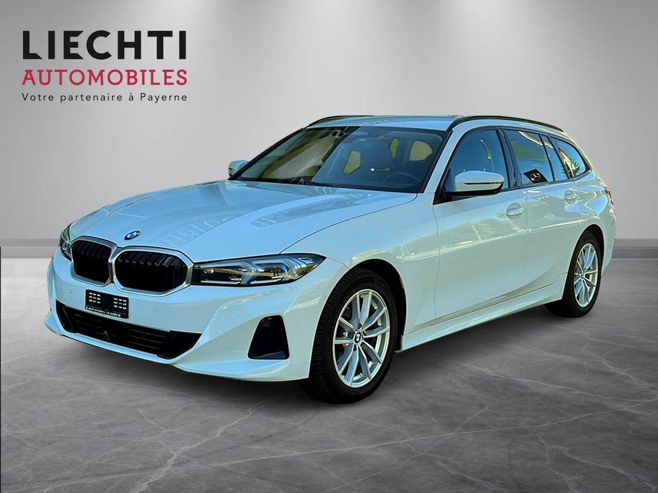 BMW 320d xDrive 48V Touring Steptronic-image-0