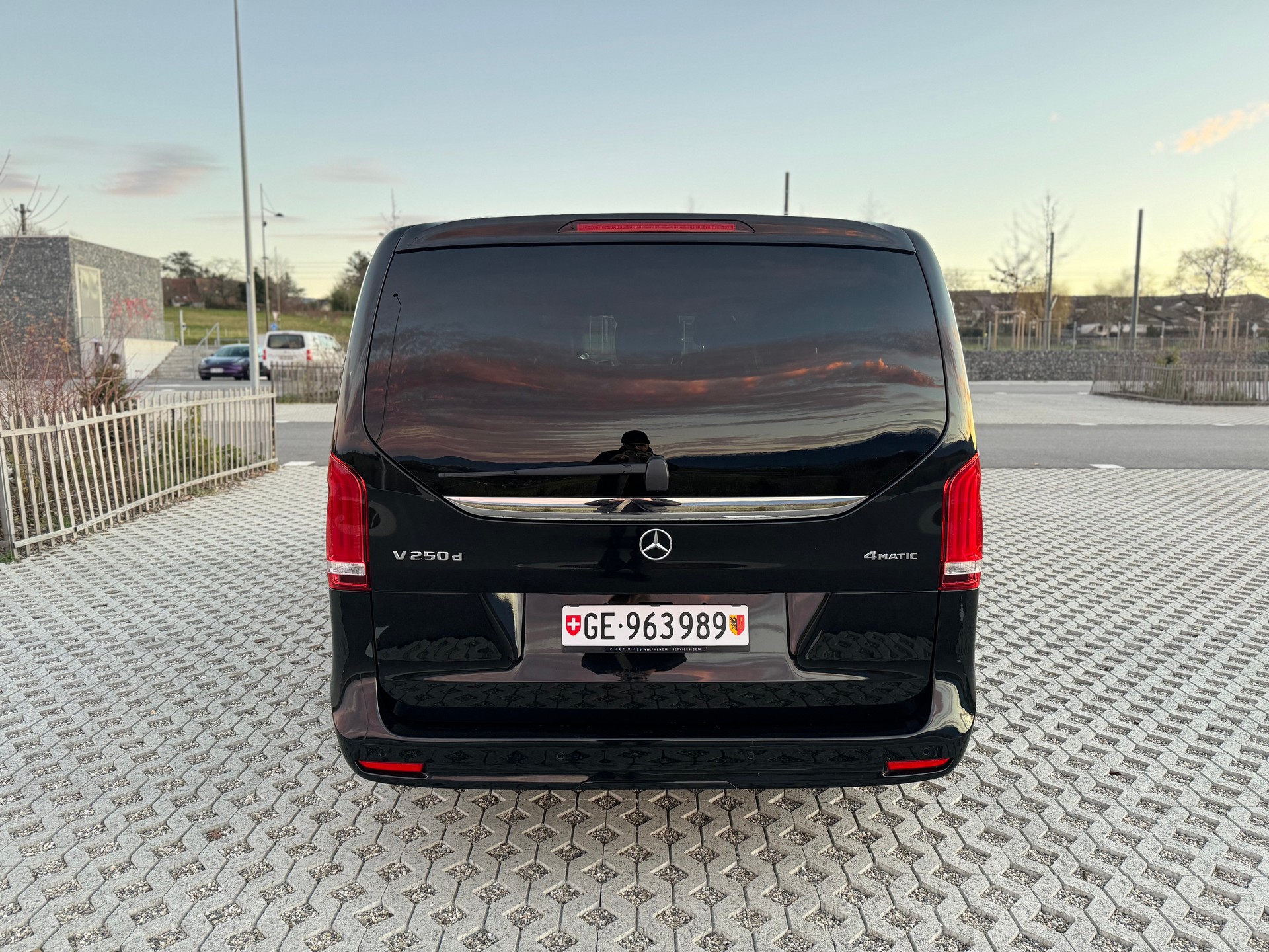MERCEDES-BENZ V 250 d Avantgarde extr.lg.-image-3