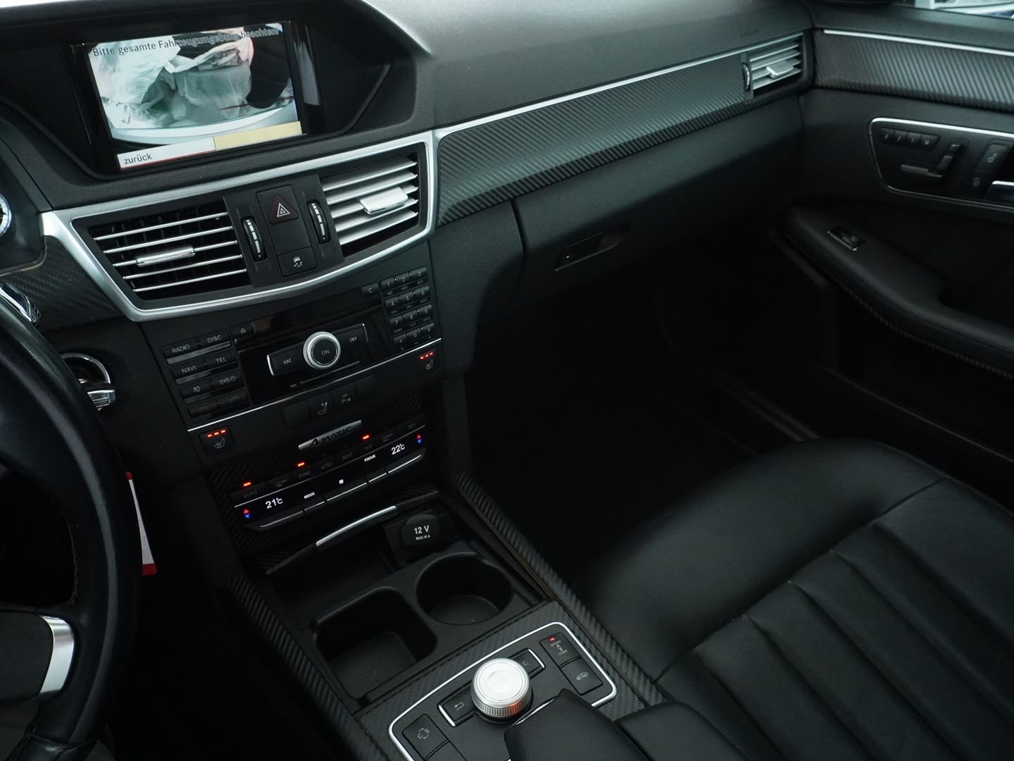 MERCEDES-BENZ E 350 Elégance 4Matic 7G-Tronic-image-9