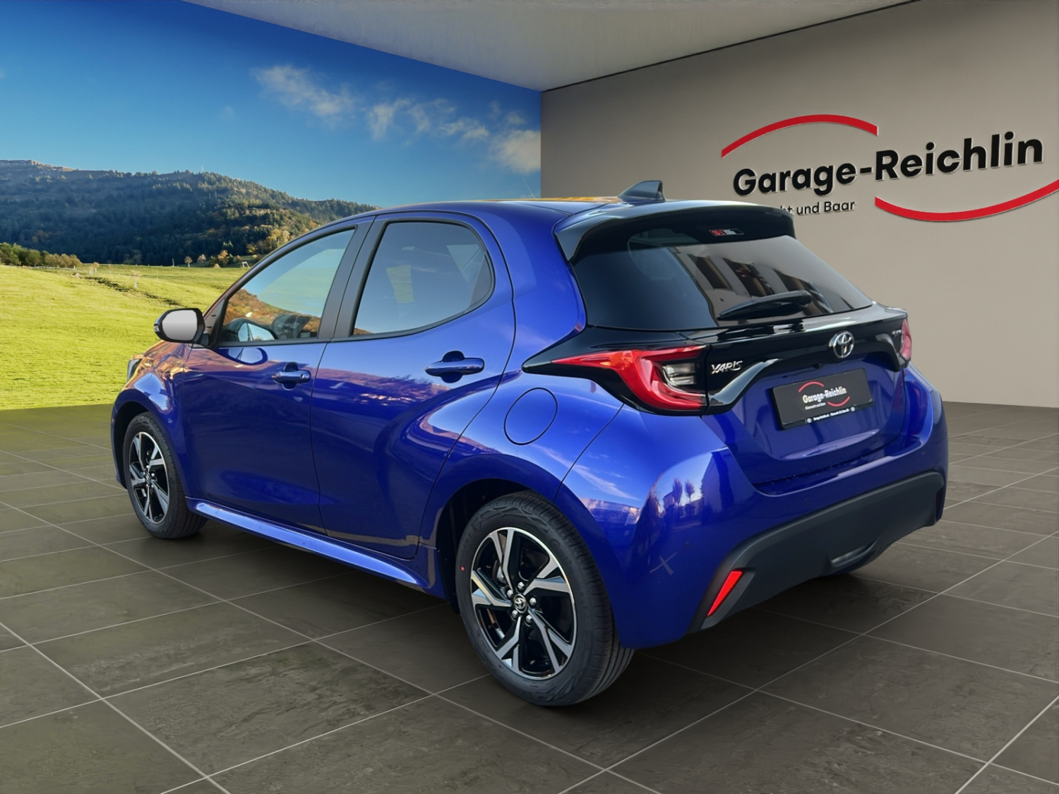 TOYOTA Yaris 1.5 VVT-i HSD Trend-image-2