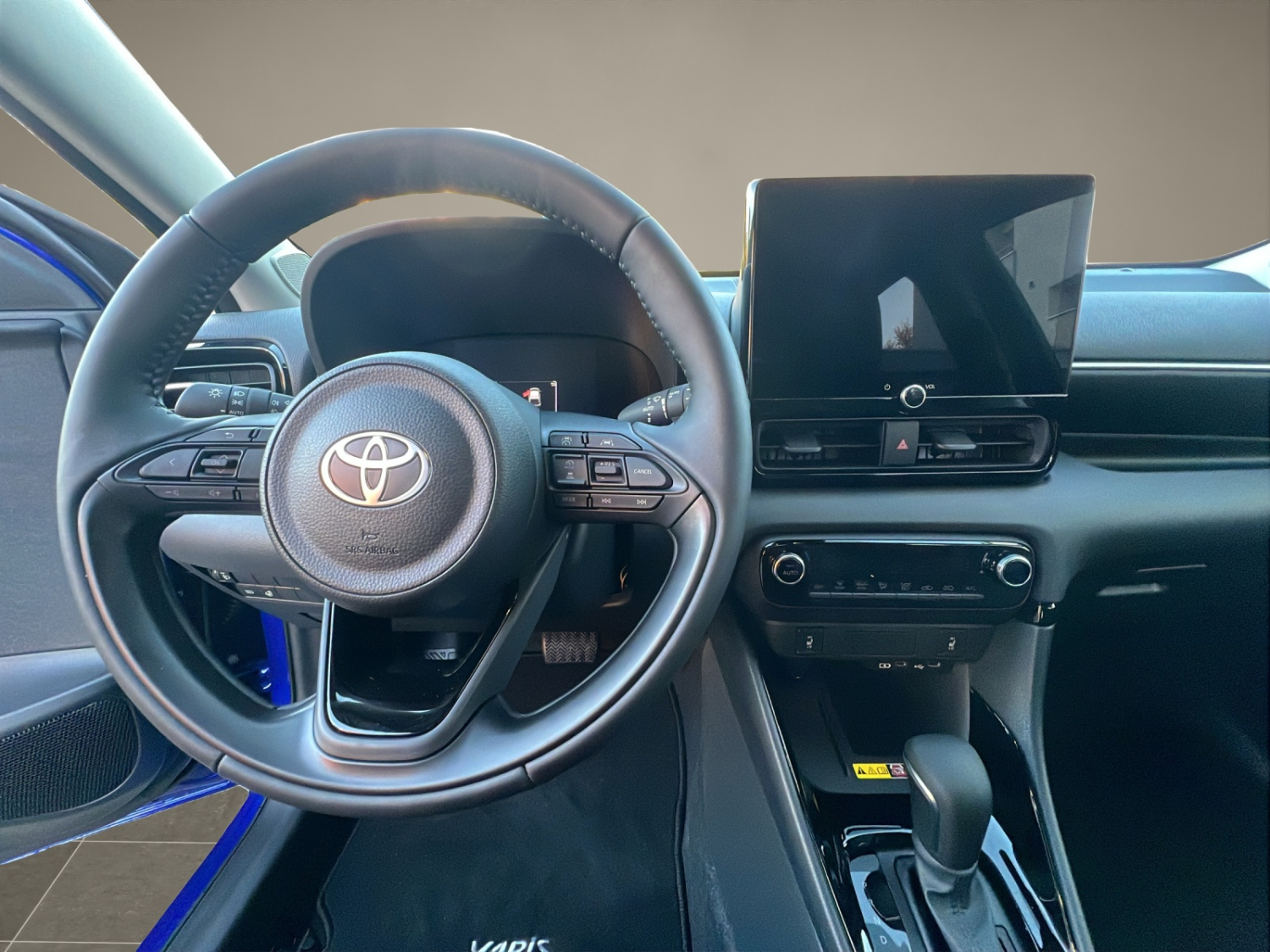 TOYOTA Yaris 1.5 VVT-i HSD Trend-image-9