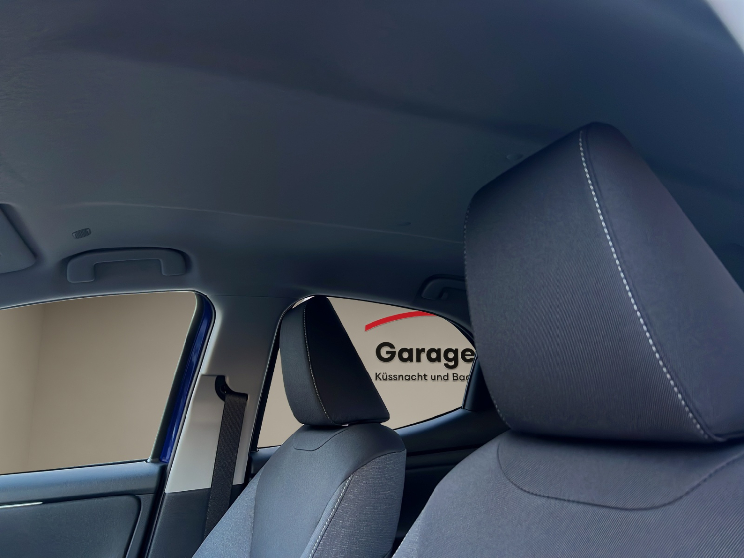 TOYOTA Yaris 1.5 VVT-i HSD Trend-image-8
