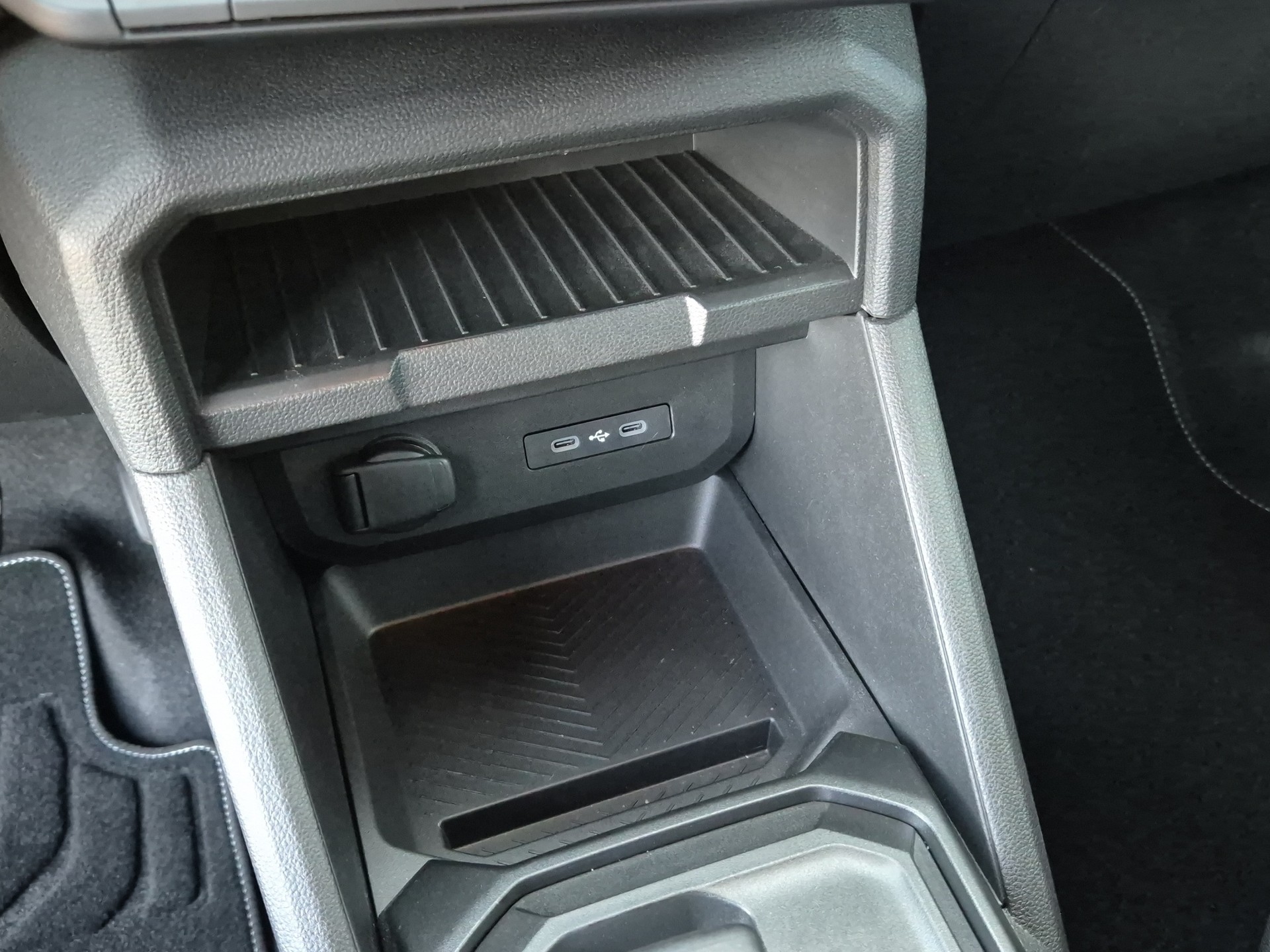 DACIA Duster HEV 140 Extreme-image-14