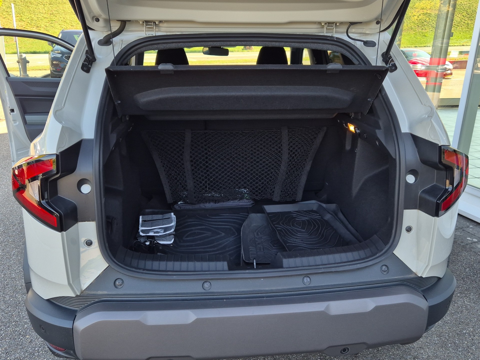 DACIA Duster HEV 140 Extreme-image-16