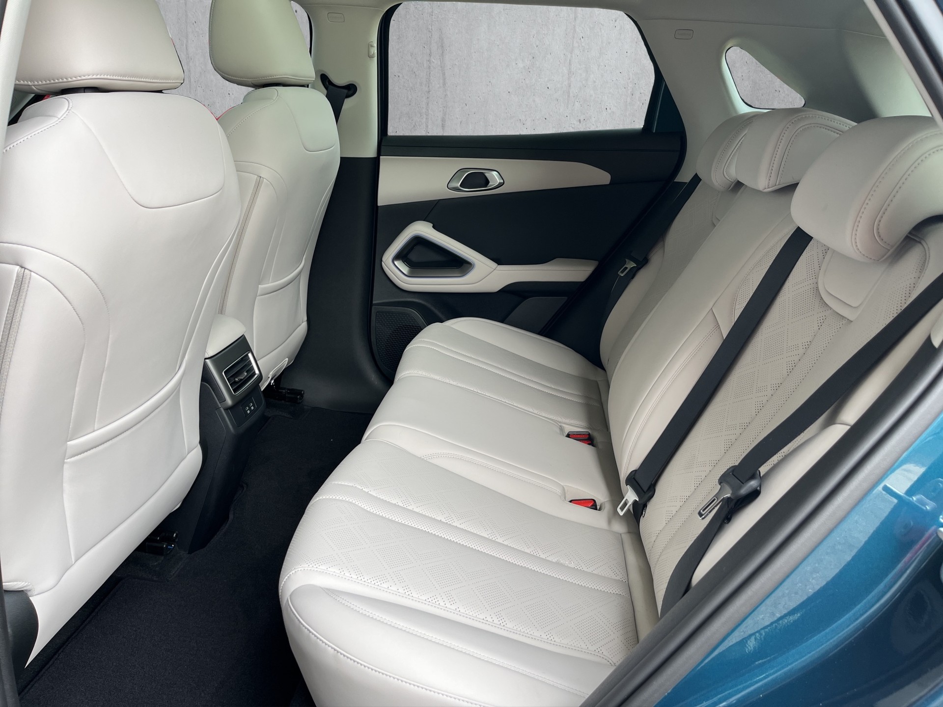 BYD Atto 2 DM-i Boost-image-12