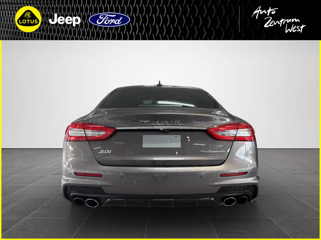 MASERATI Quattroporte 3.0 V6 S Essence Q4-showroom-element-3