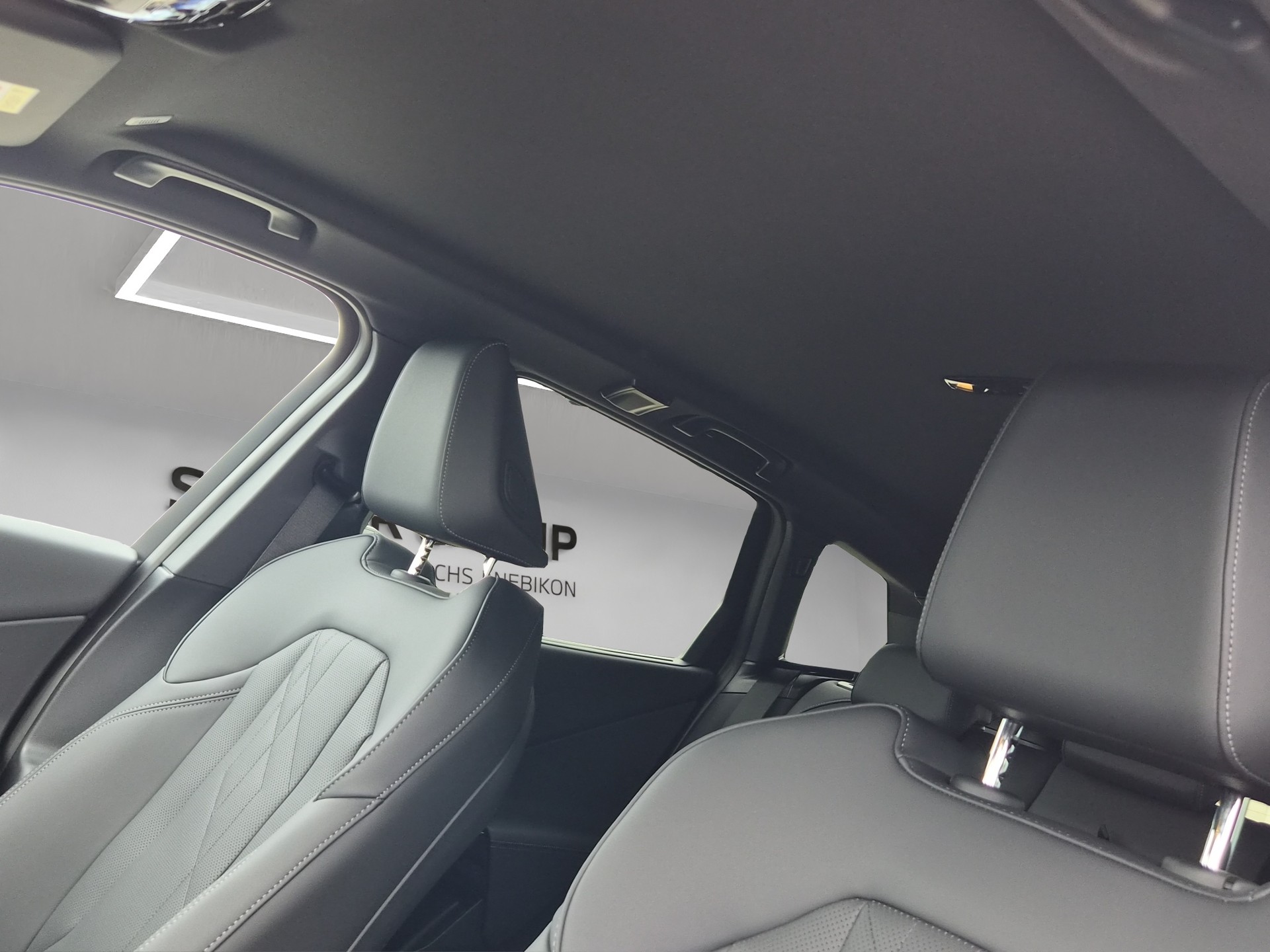 BMW X3 xDrive 30e M Sport-image-12