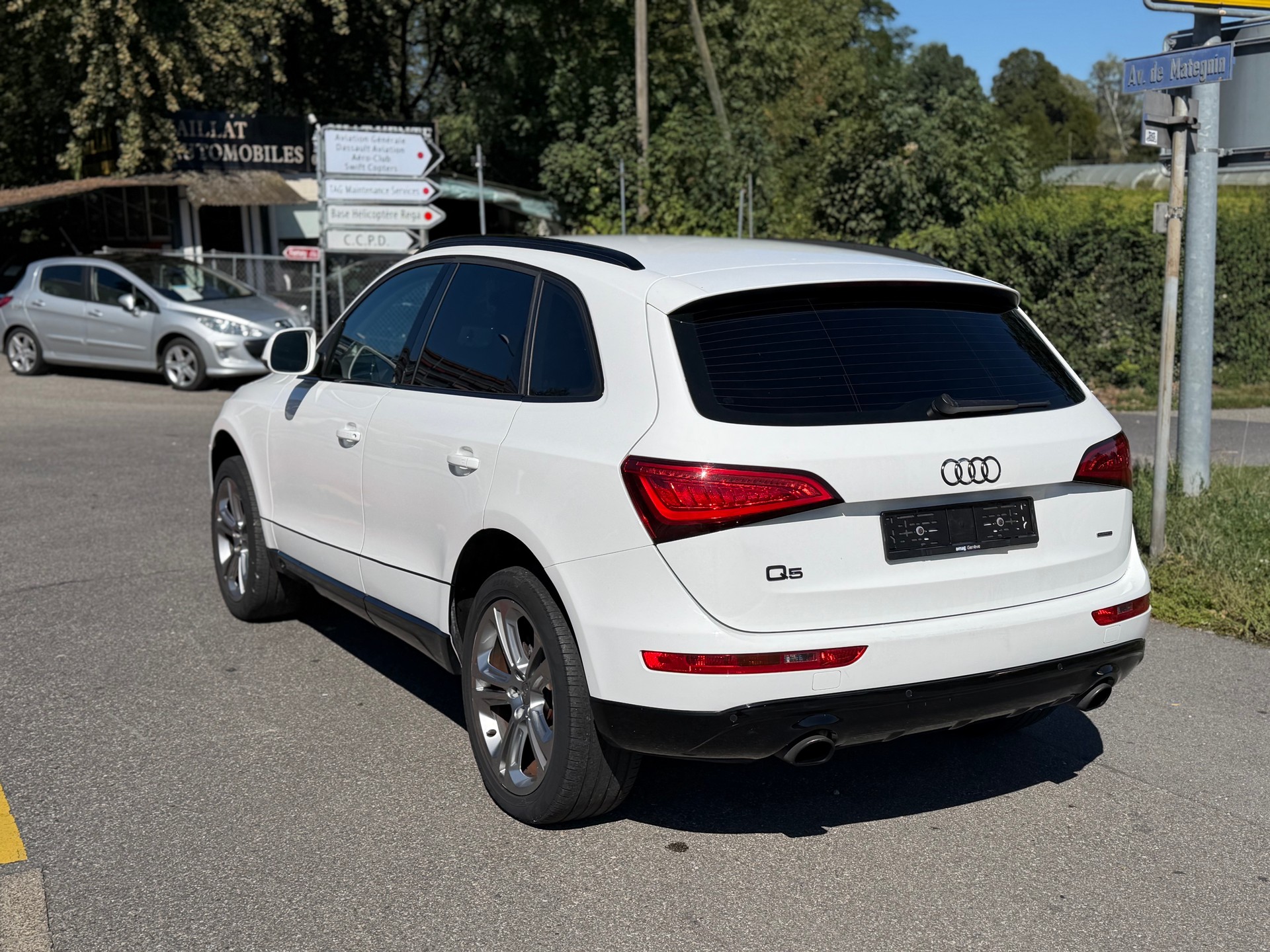 AUDI Q5 2.0 TFSI quattro tiptronic-image-4