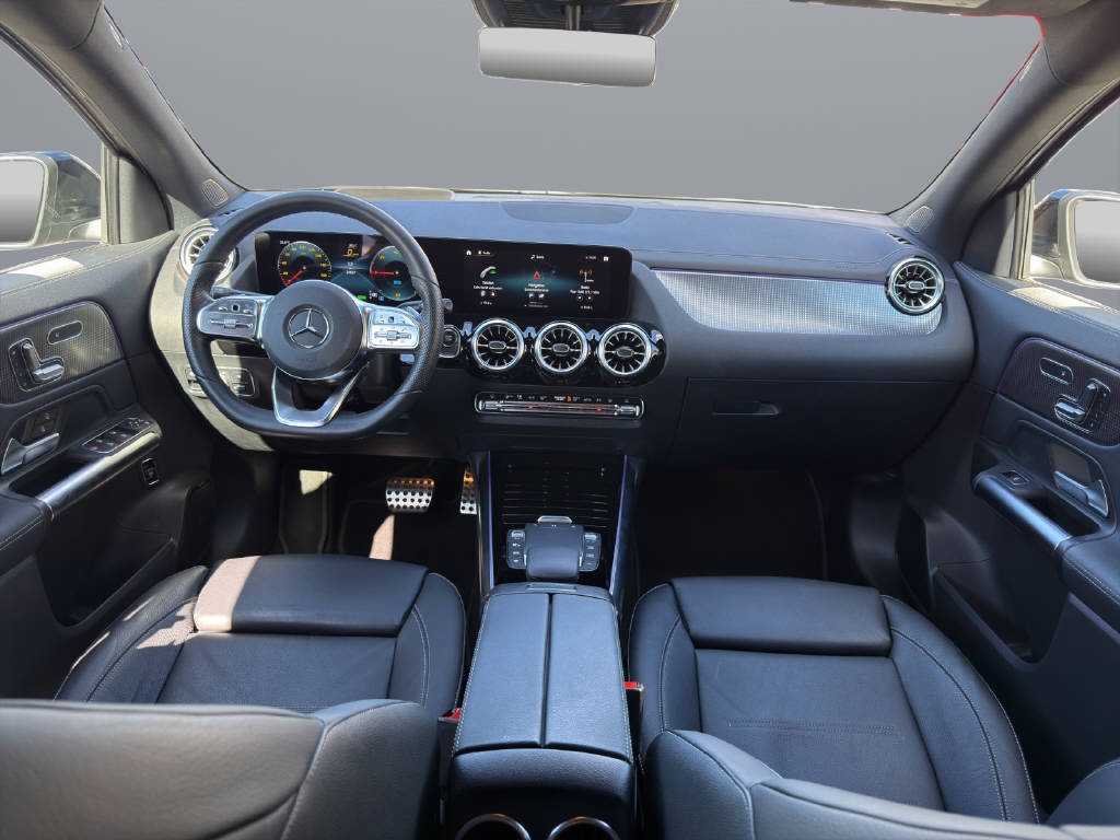 MERCEDES-BENZ EQA 250 AMG Line-image-8