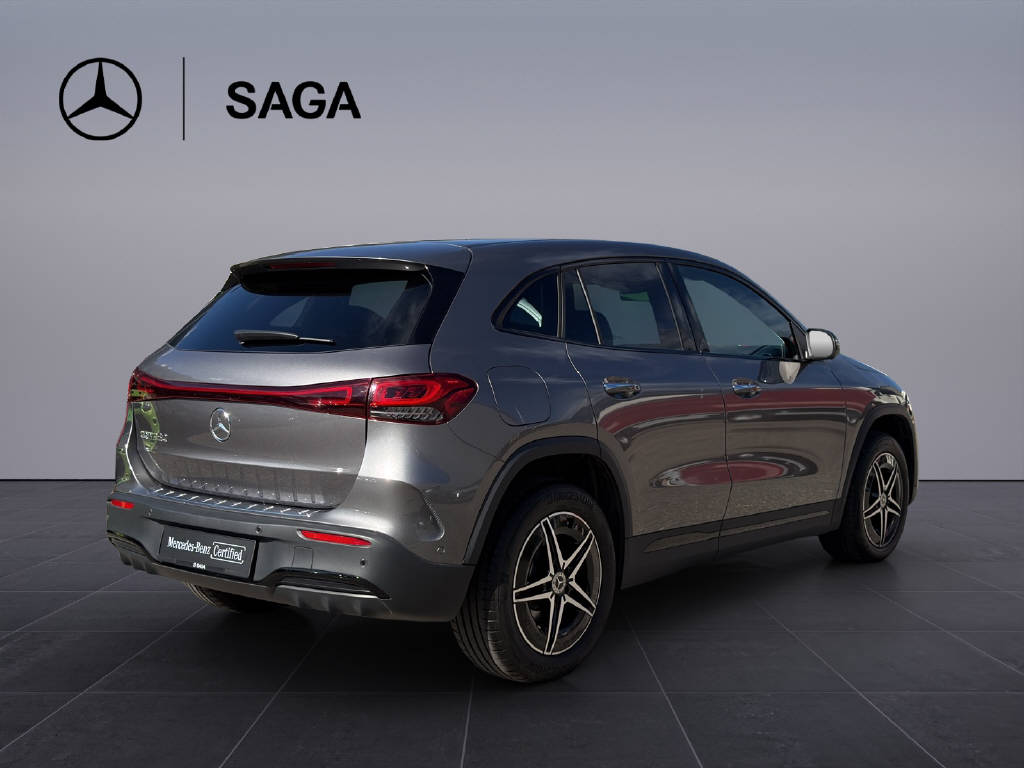 MERCEDES-BENZ EQA 250 AMG Line-image-5
