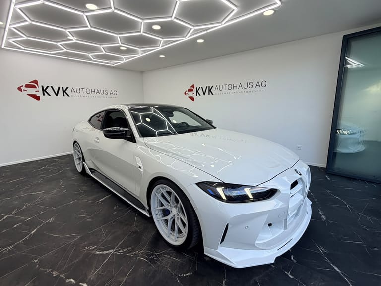 BMW M4 Coupé Competition, foto 3 di 16