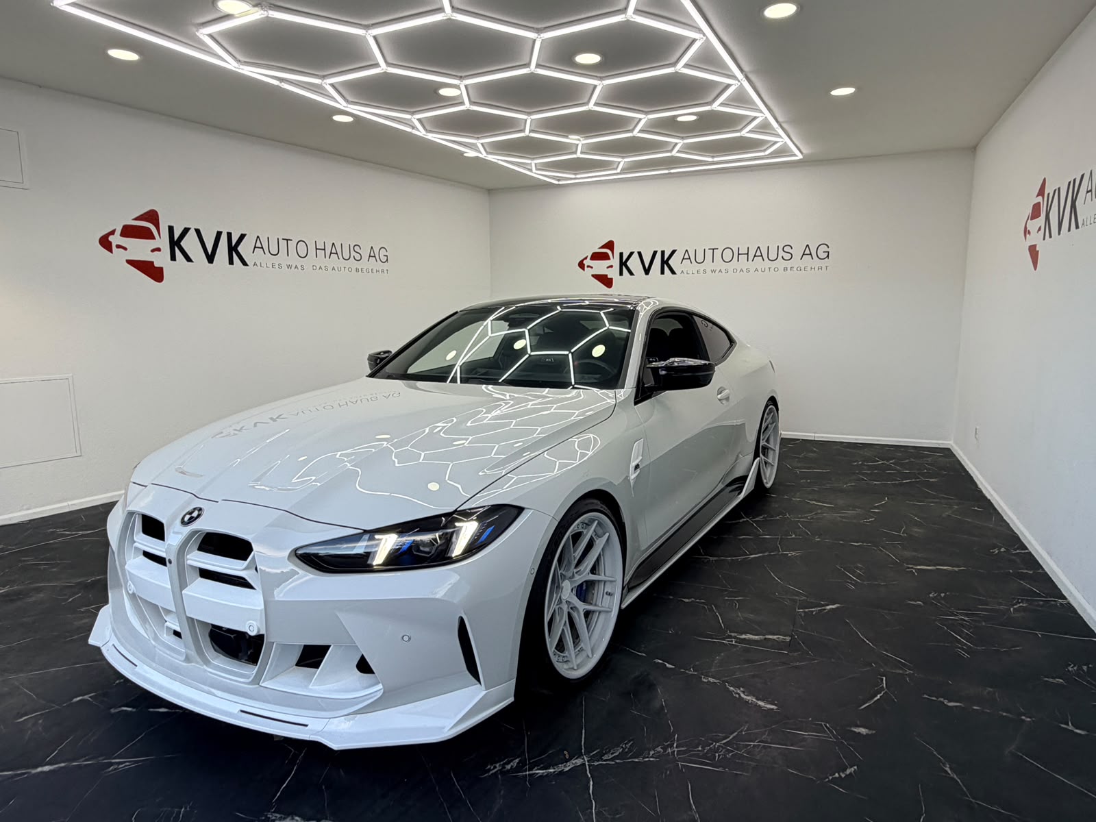 BMW M4 Coupé Competition | Widebody | Vollausstattung |-image-1