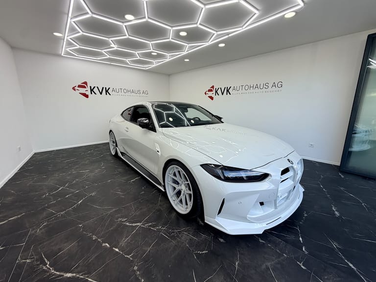 BMW M4 Coupé Competition, foto 2 di 16
