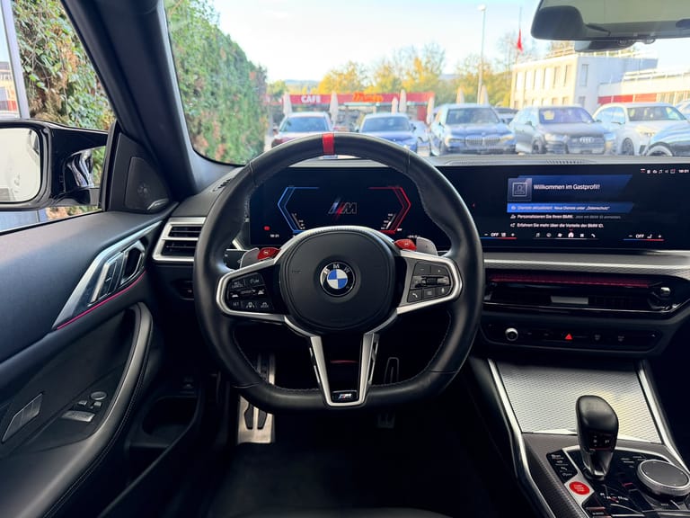 BMW M4 Coupé Competition, foto 9 di 16