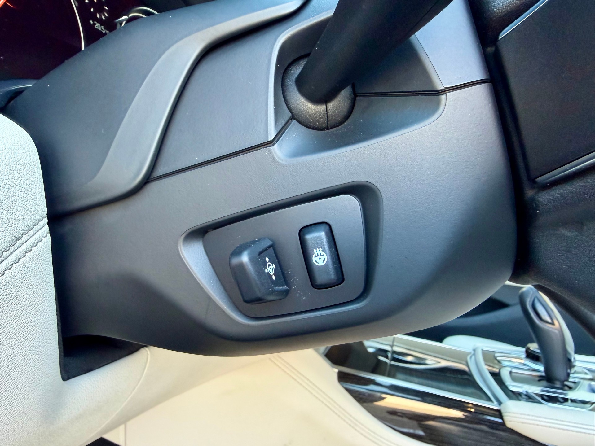 BMW 740d xDrive Steptronic-image-6