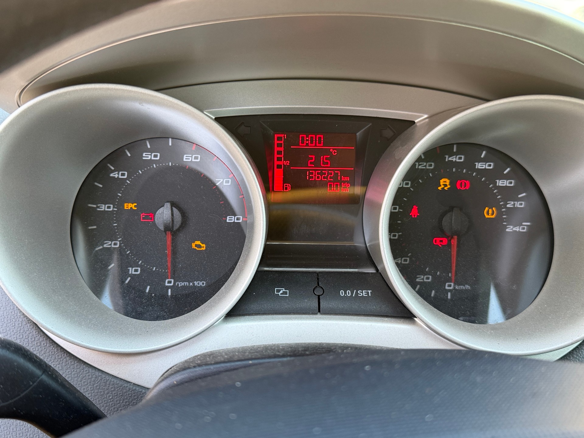 SEAT Ibiza 1.6 Style DSG-image-3