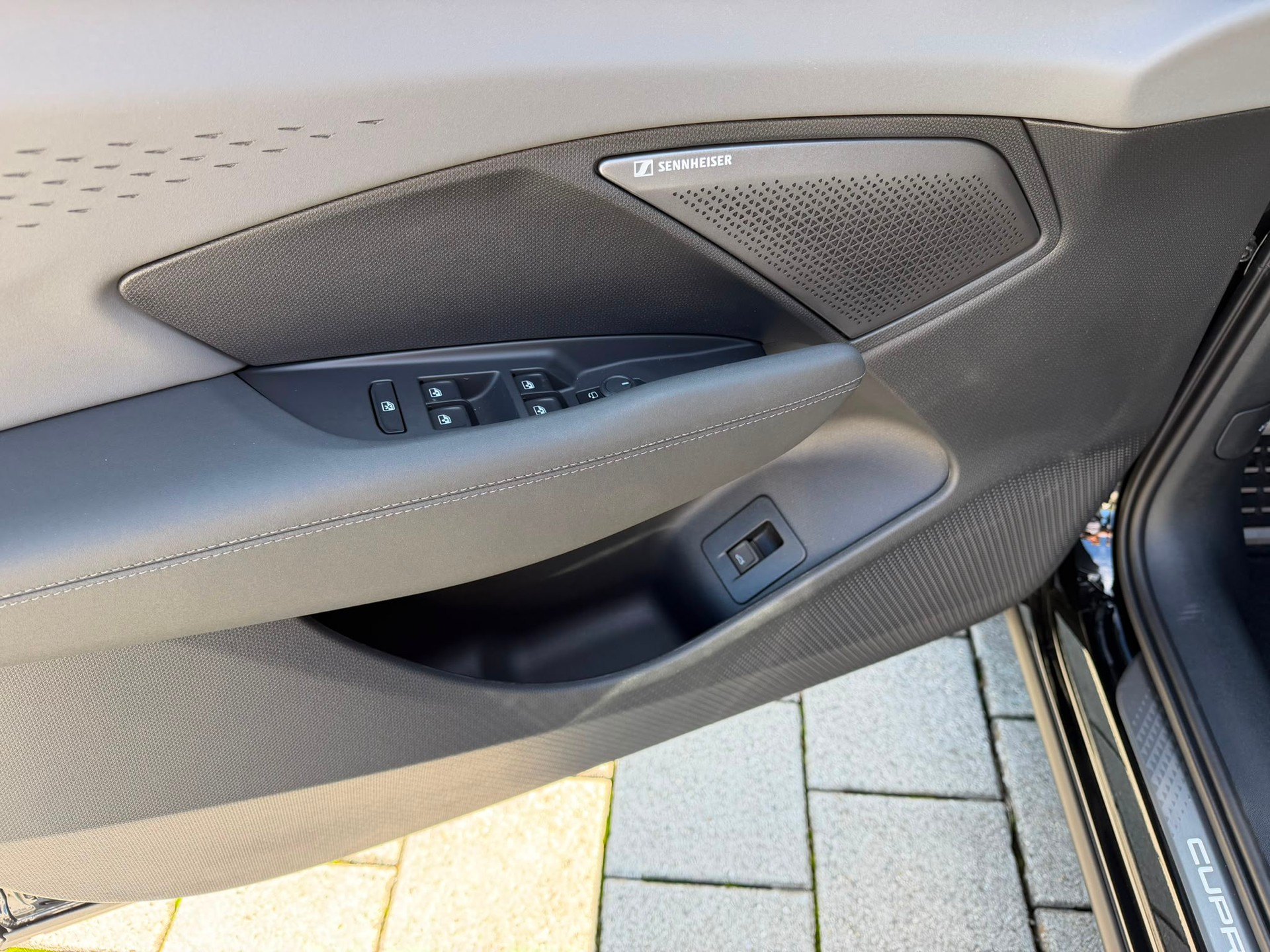 CUPRA Terramar 2.0 TSI DSG 4Drive VZ-image-10