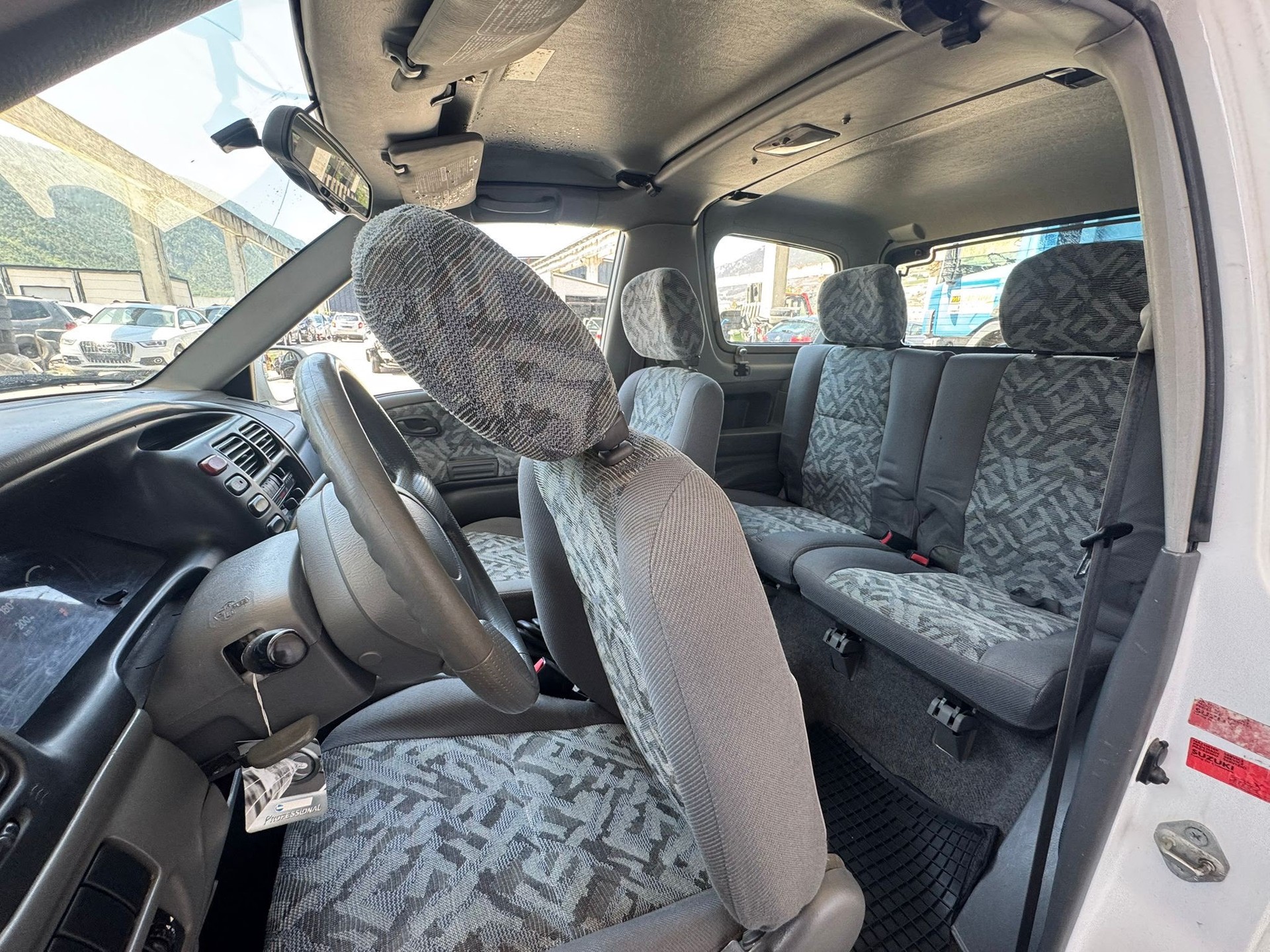 SUZUKI GRAND VITARA-image-12