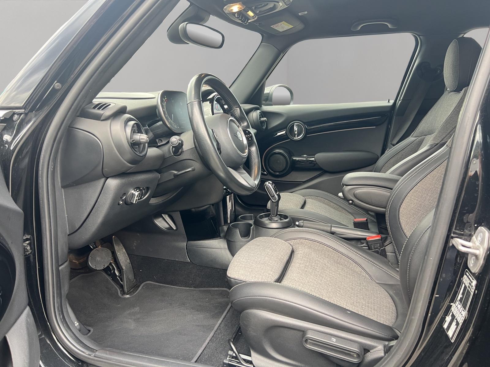 MINI Cooper Steptronic DKG (CH)⛽-image-9