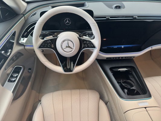 MERCEDES-BENZ E 220 d 4Matic-image-7
