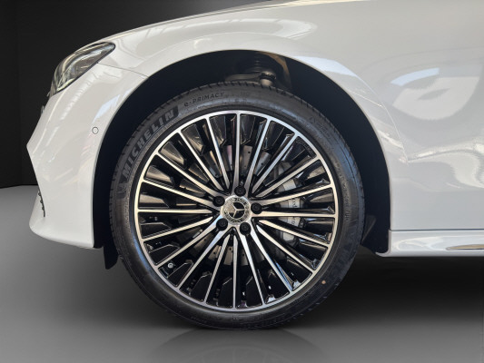 MERCEDES-BENZ E 220 d 4Matic-image-6