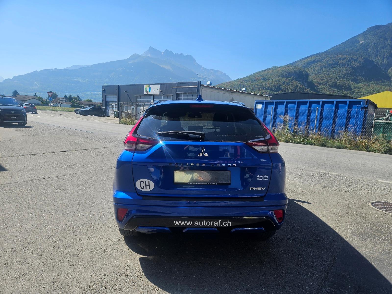 MITSUBISHI Eclipse Cross 2.4 PHEV Intense 4x4-image-4