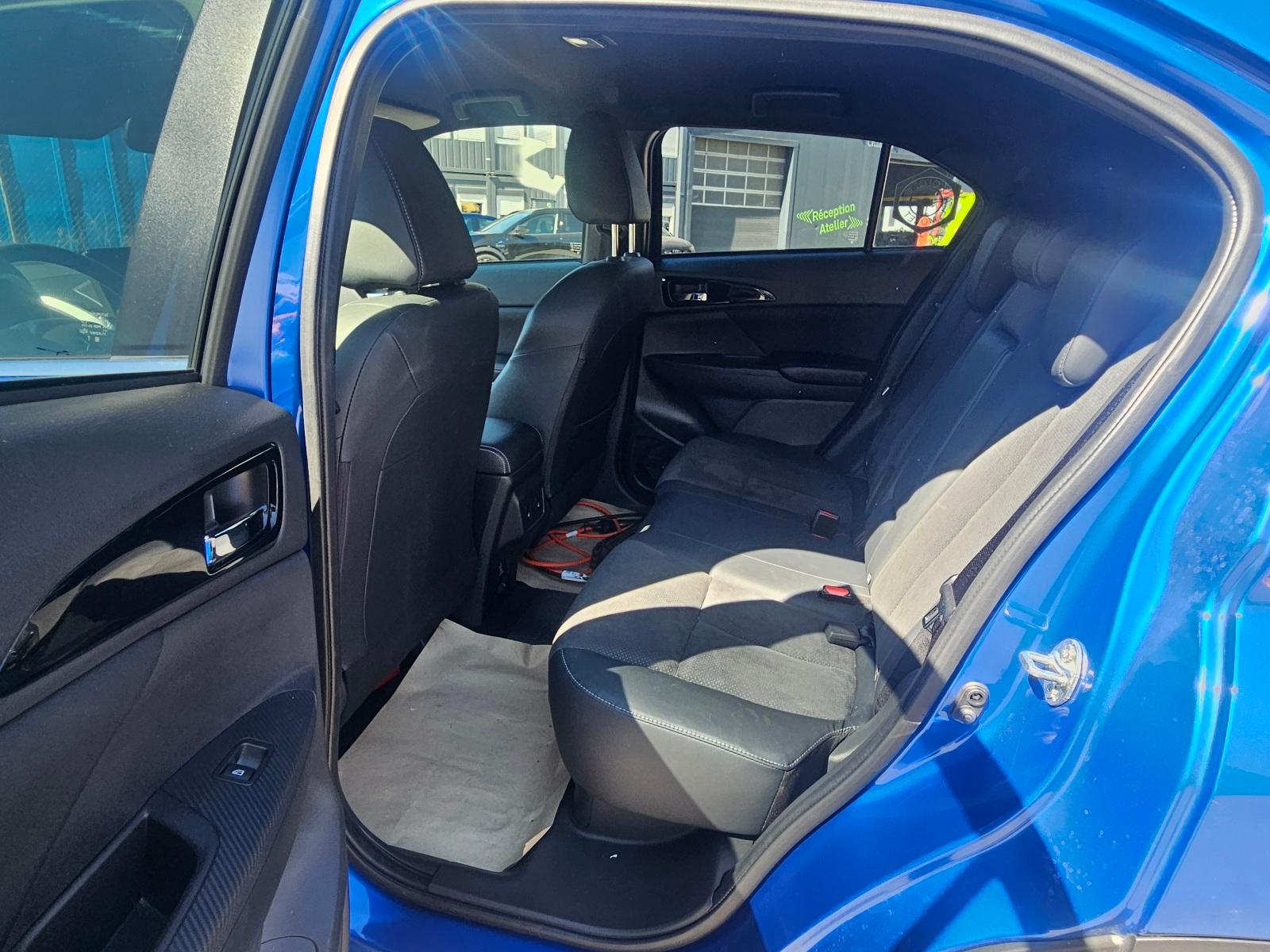 MITSUBISHI Eclipse Cross 2.4 PHEV Intense 4x4-image-6