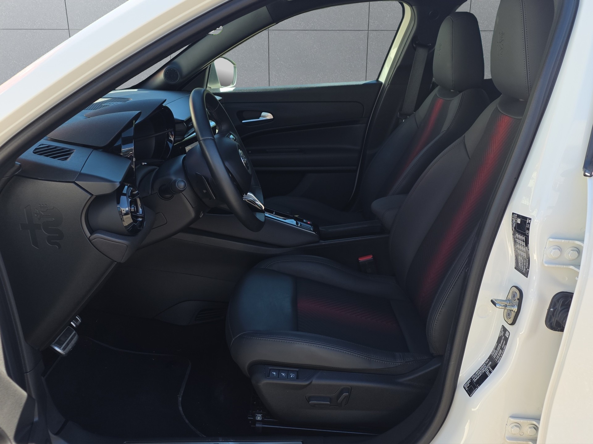 ALFA ROMEO Junior 1.2 Ibrida Speciale-image-8