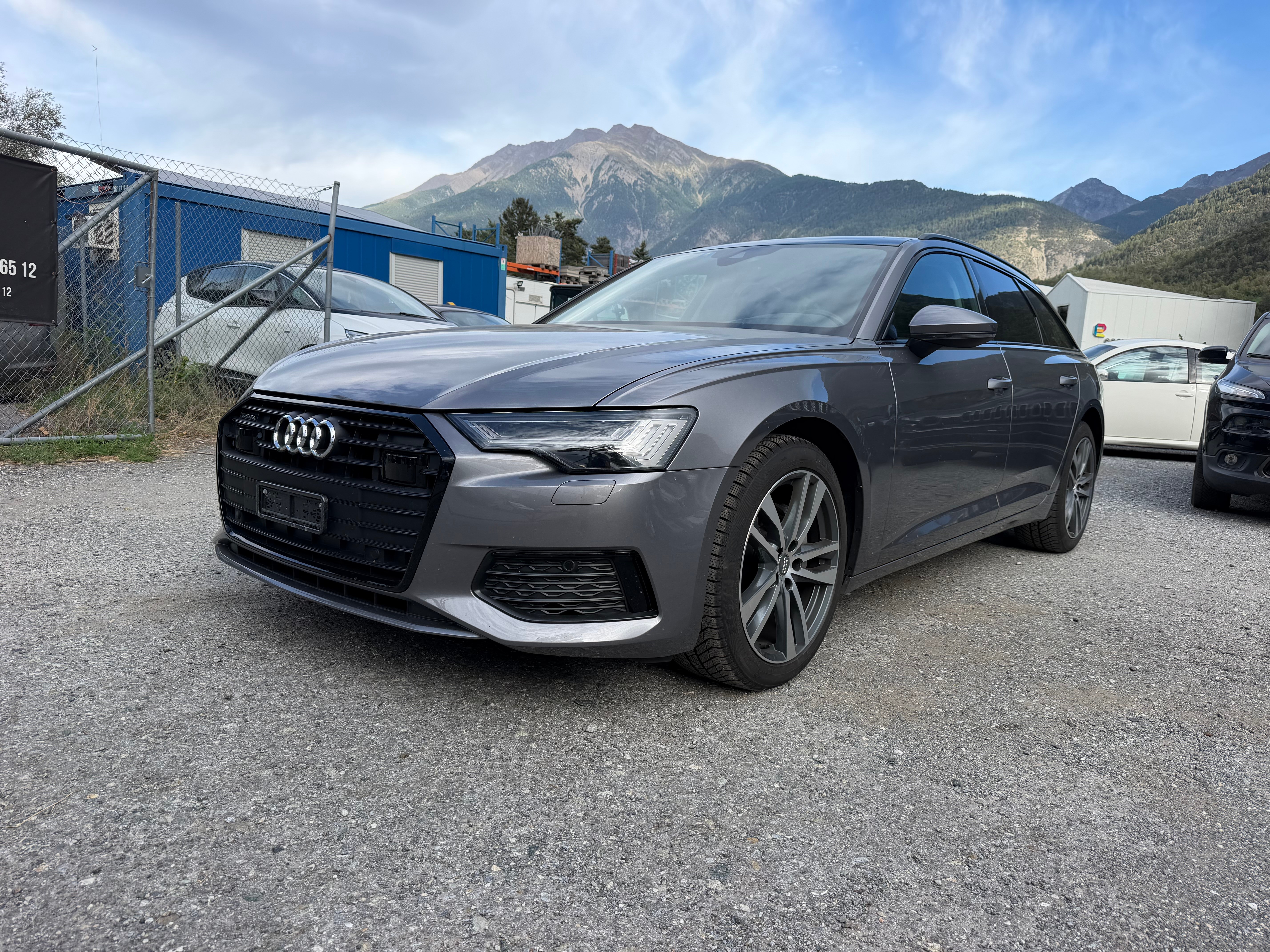 Car photo