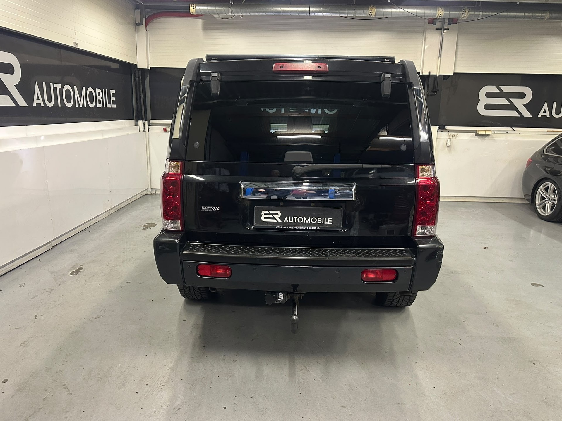 JEEP Commander 3.0 CRD Limited Automatic-image-5