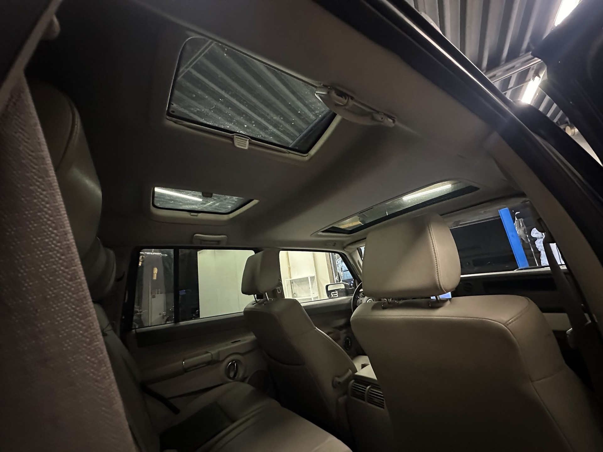 JEEP Commander 3.0 CRD Limited Automatic-image-13