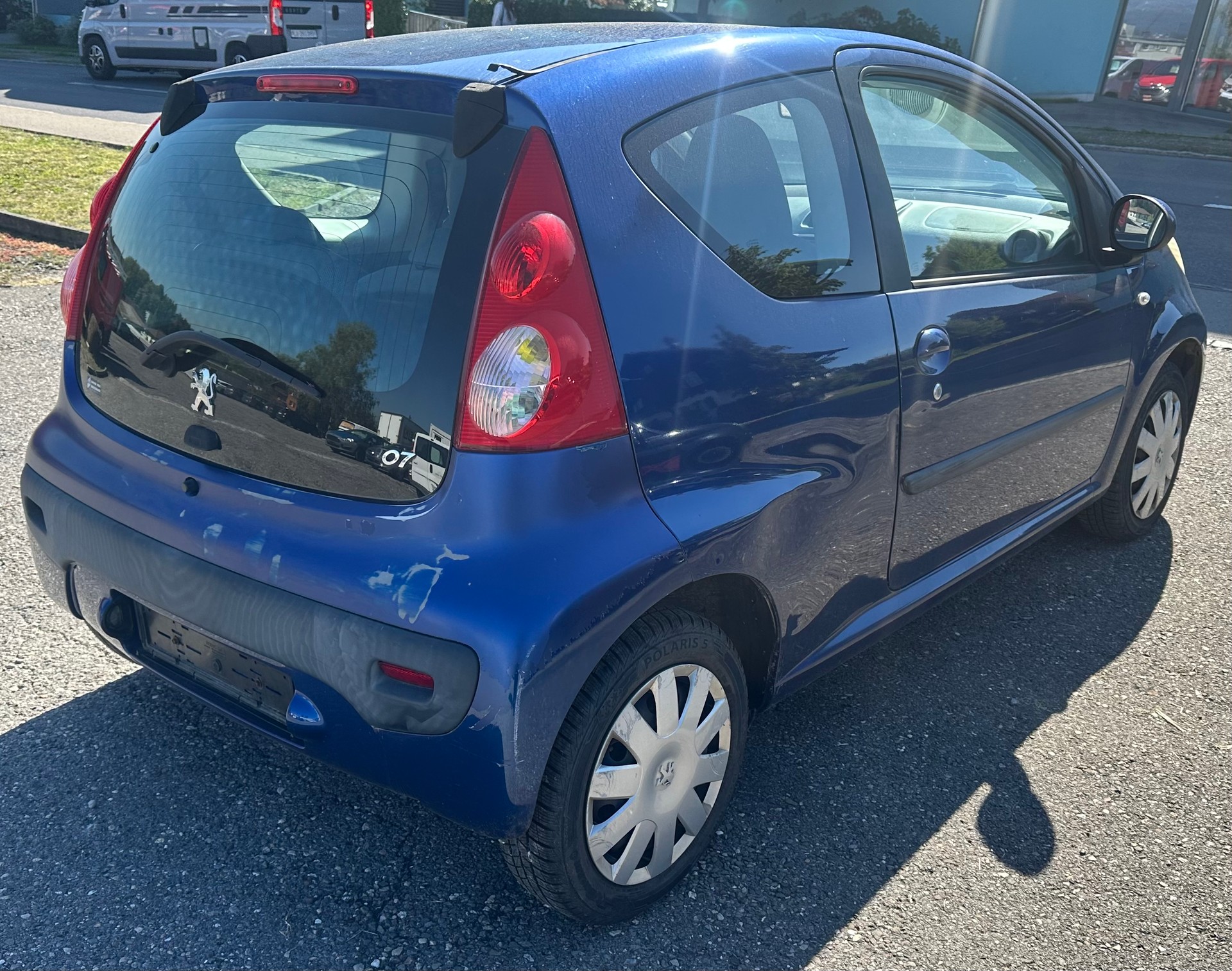 PEUGEOT 107 1.0 Trendy-image-2