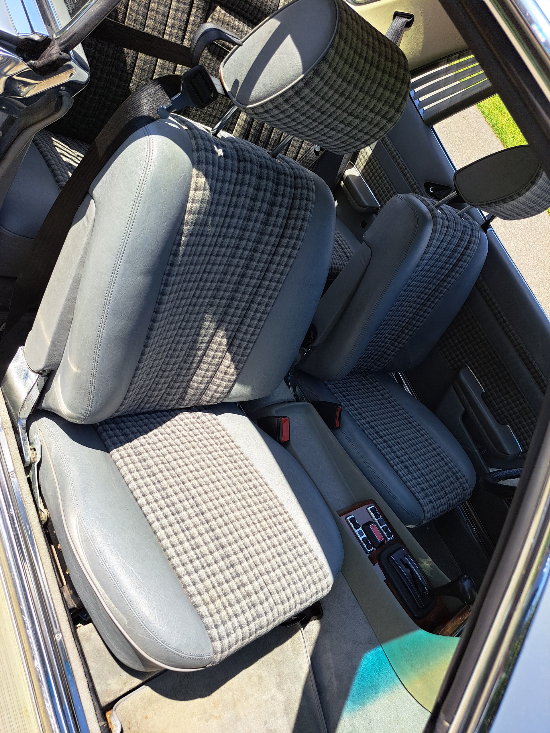 MERCEDES-BENZ SLC 280-image-9