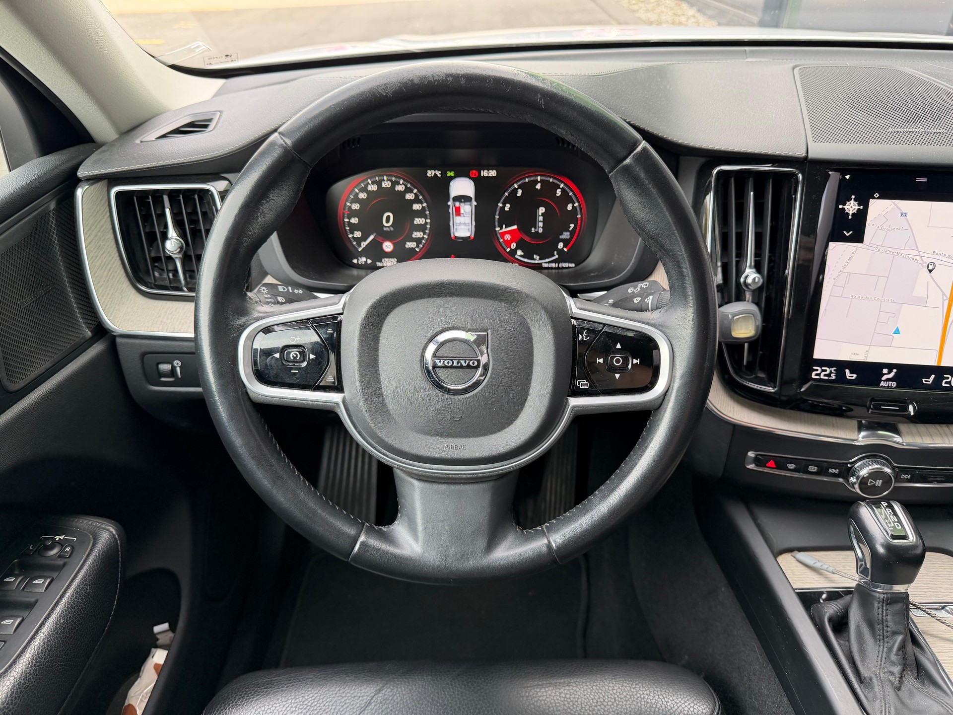 VOLVO XC60 T5 AWD Inscription Geartronic-image-13