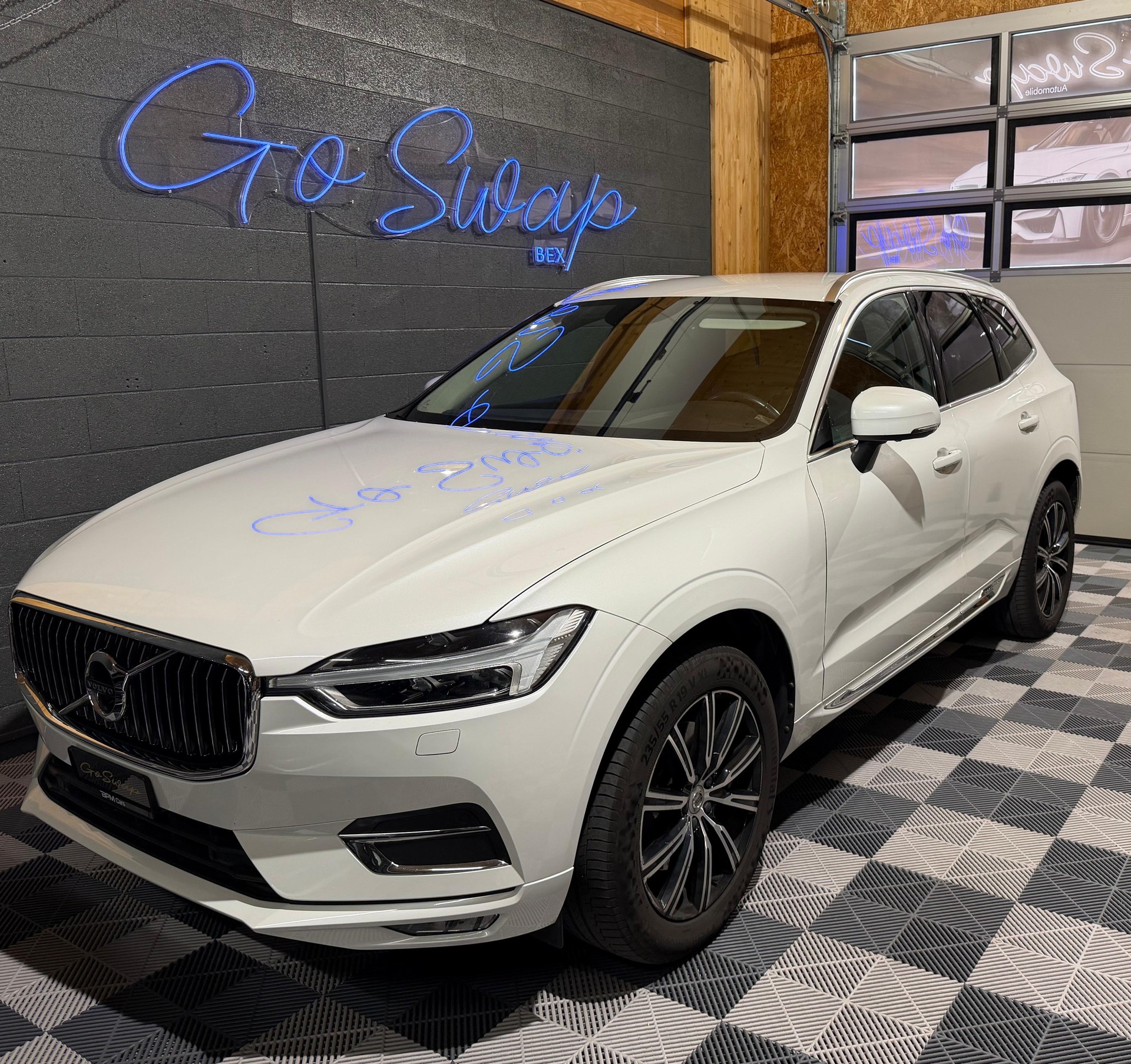 VOLVO XC60 T5 AWD Inscription Geartronic-image-4